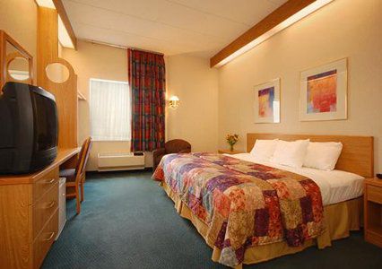 Spark By Hilton - Area & Hwy 460 3*