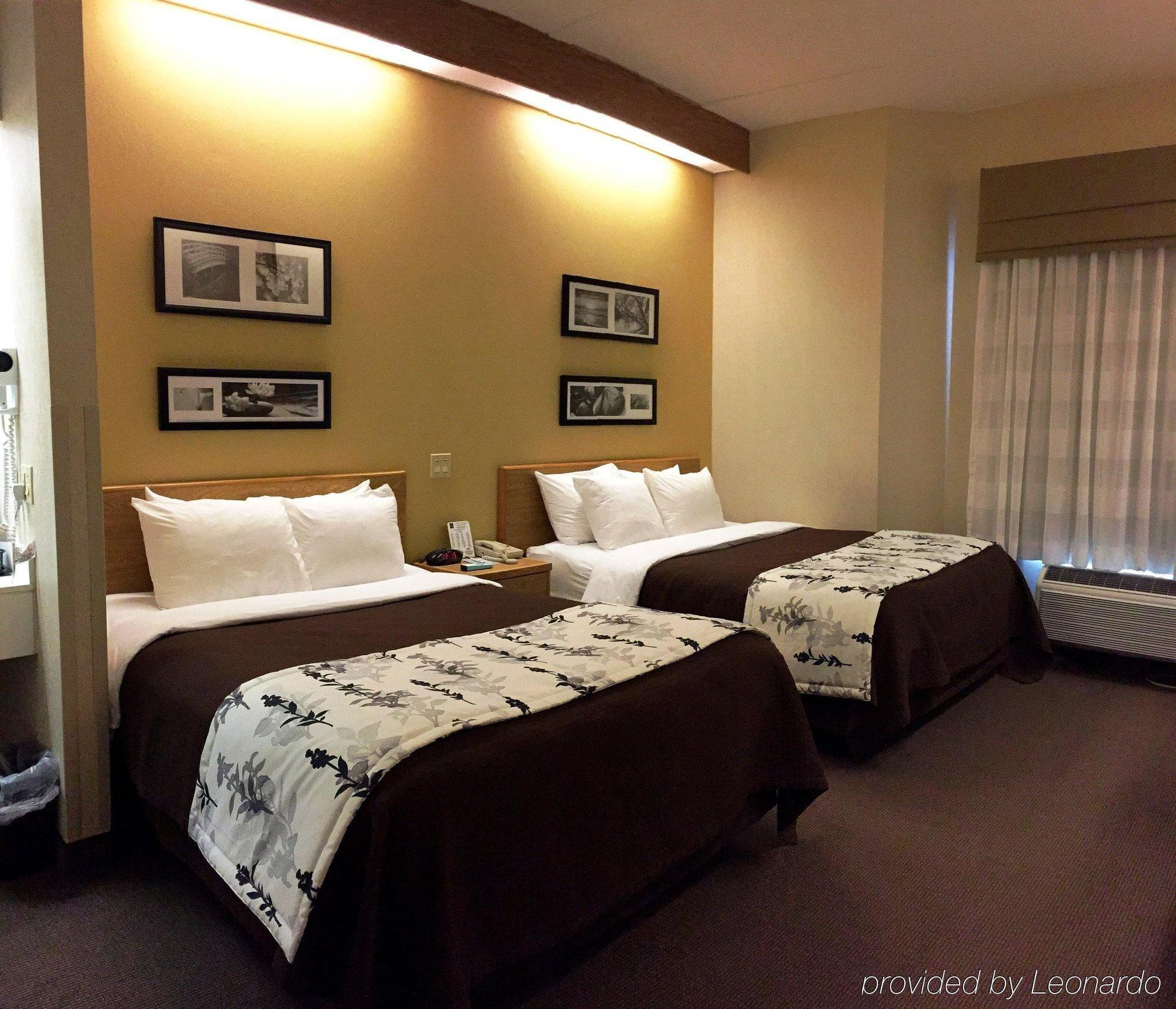 Spark By Hilton - Area & Hwy 460 Estalagem