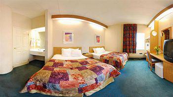Inn Spark By Hilton - Area & Hwy 460 3*